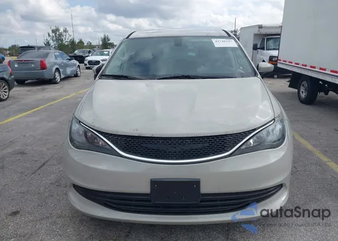 2017 Chrysler Pacifica Touring z USA, uszkodzony, nr VIN 2C4RC1DG3HR588974